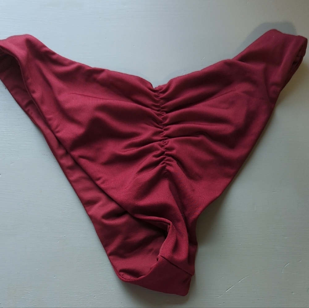 Londre Women's Scrunch Bottoms